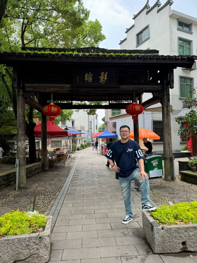 ���˰���